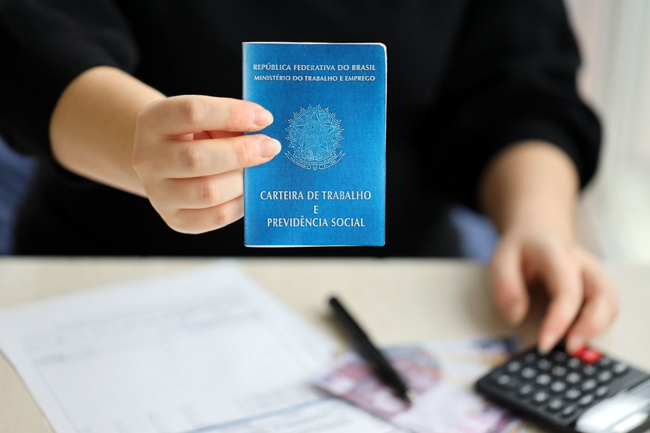 Entenda a multa rescisória do FGTS e como ela impacta o trabalhador