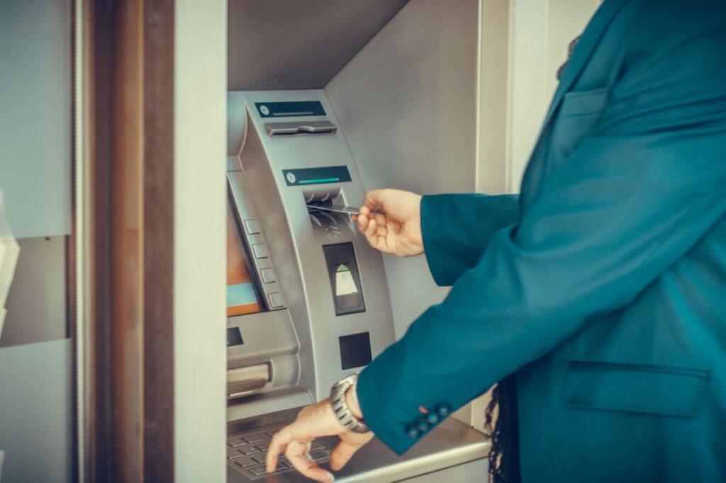 Saque-aniversário do FGTS: como funciona e quem tem direito?