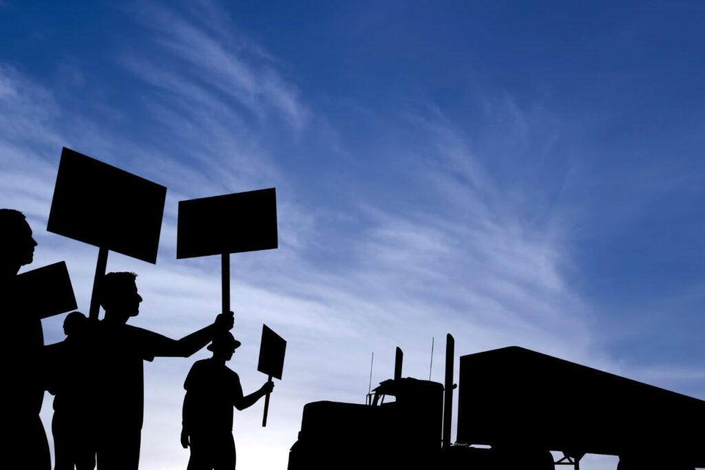 Trabalhadores têm direito à greve?