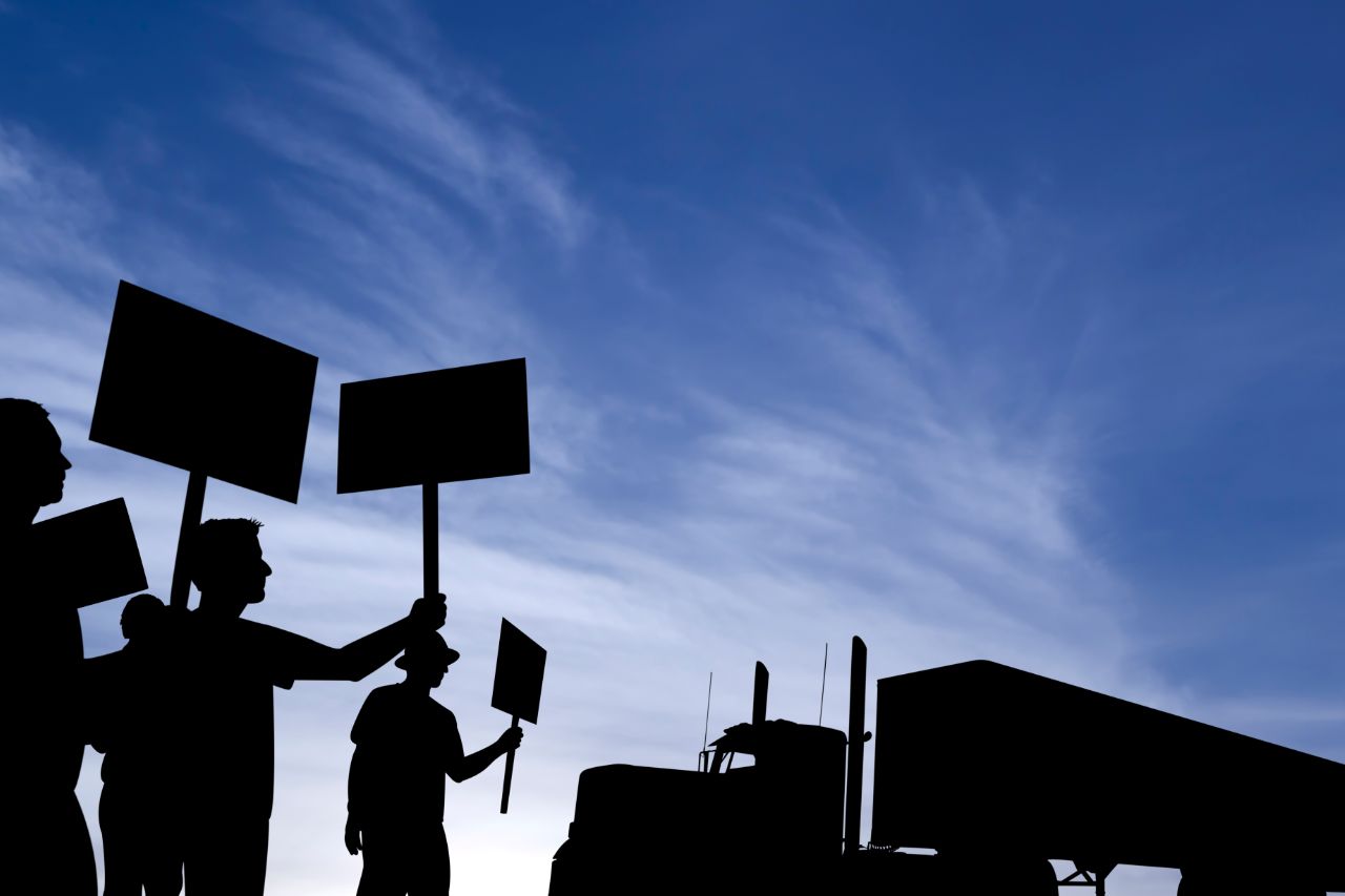 Trabalhadores têm direito à greve?